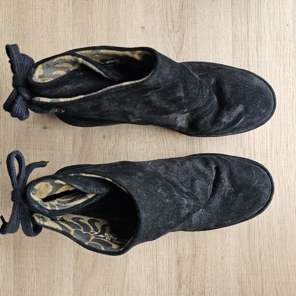 Fly London Yebi Wedge Ankle Boot Womens 9 9.5 Black Suede Tie Back Minimalist - Picture 6 of 7